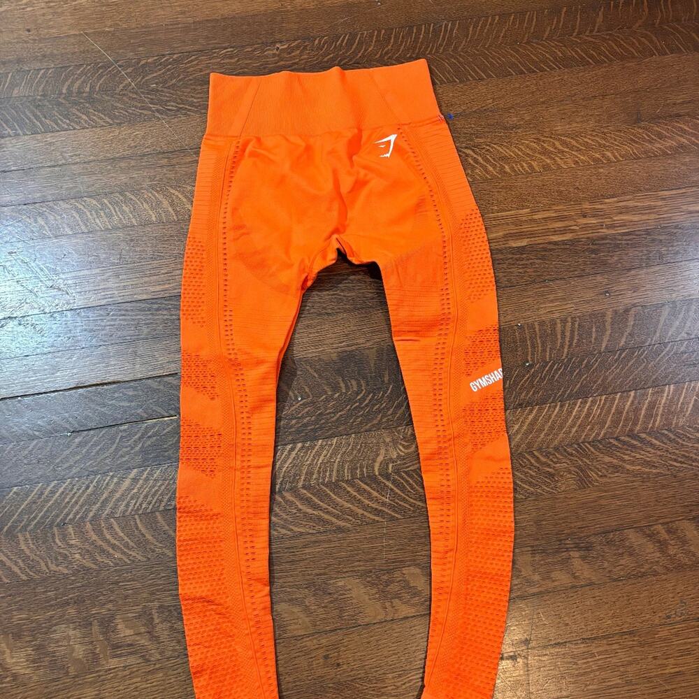 Gymshark Women's Orange Leggings Sz Medium Athletic Workout Yoga Pants Pre-Owned